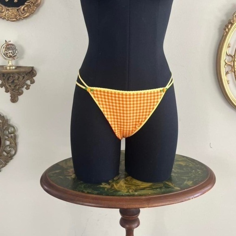 🍊 Rare Vintage Y2K Victoria's Secret Pout Orange Gingham Double Strap Thong - M